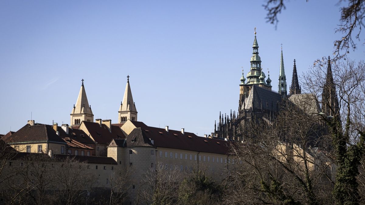 Pražský hrad dostane navíc 200 milionů
